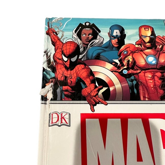 MARVEL Encyclopedia Updated and Expanded 2015 - Picture 3 of 5
